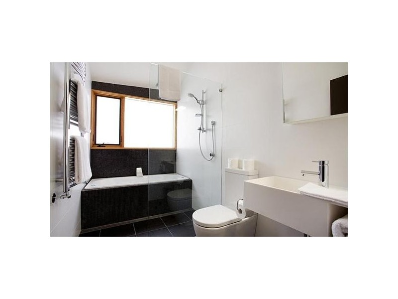 12 Little Thredbo Road, Lake Crackenback, Jindabyne NSW 2627