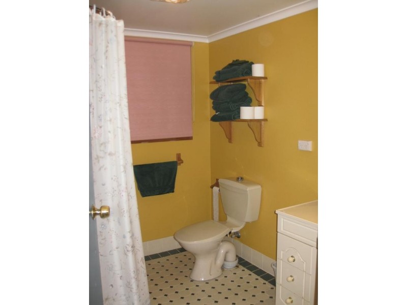 2/10B Ted Winter, Jindabyne NSW 2627