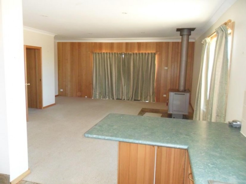 115 Hilltop Rd, East Jindabyne NSW 2627