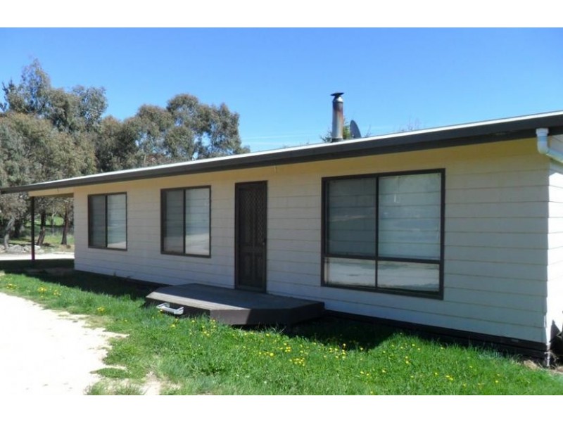 68 Ridge Avenue, Lakewood Estate, Jindabyne NSW 2627