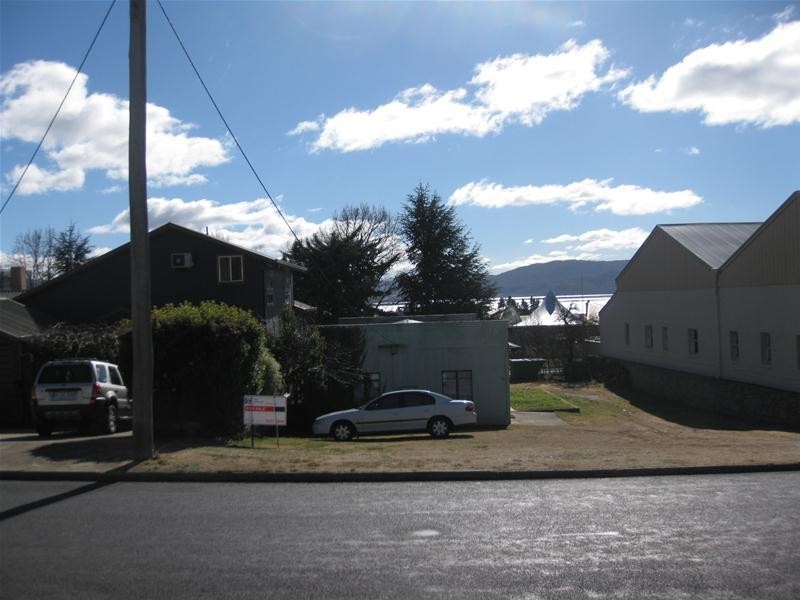 12 Clyde Street, Jindabyne NSW 2627