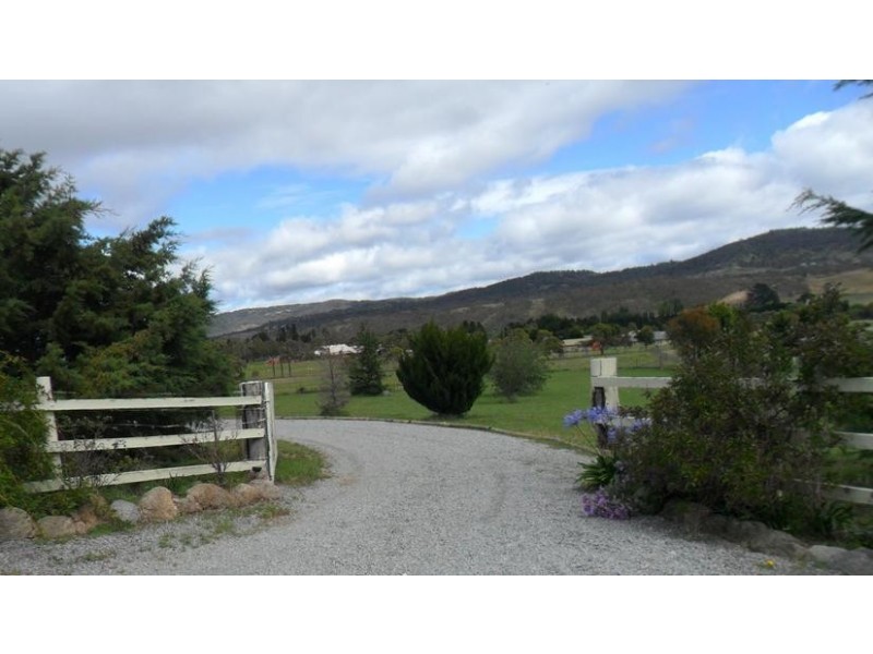 7 High Country Drive, Jindabyne NSW 2627