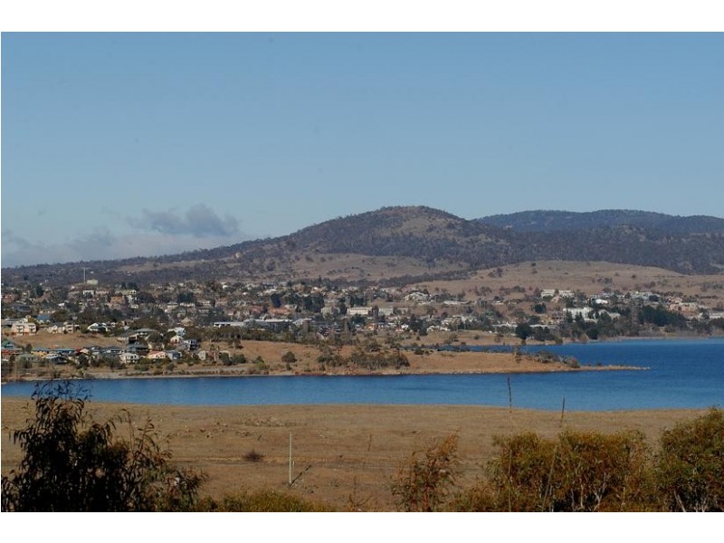 8 Kanangra Crescent, East Jindabyne NSW 2627
