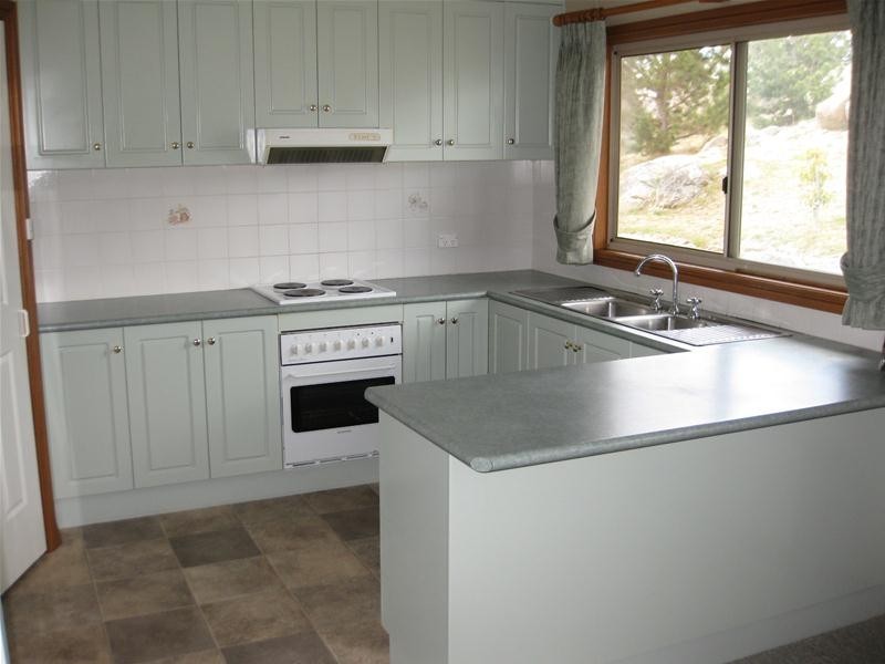 14 Lakewood Drive, Jindabyne NSW 2627