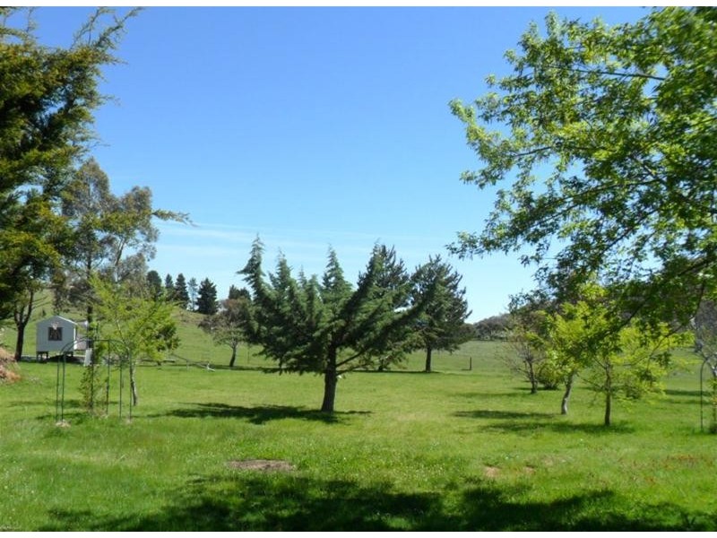 68 Ridge Avenue, Jindabyne NSW 2627