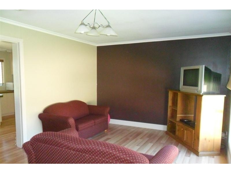 68 Ridge Avenue, Jindabyne NSW 2627