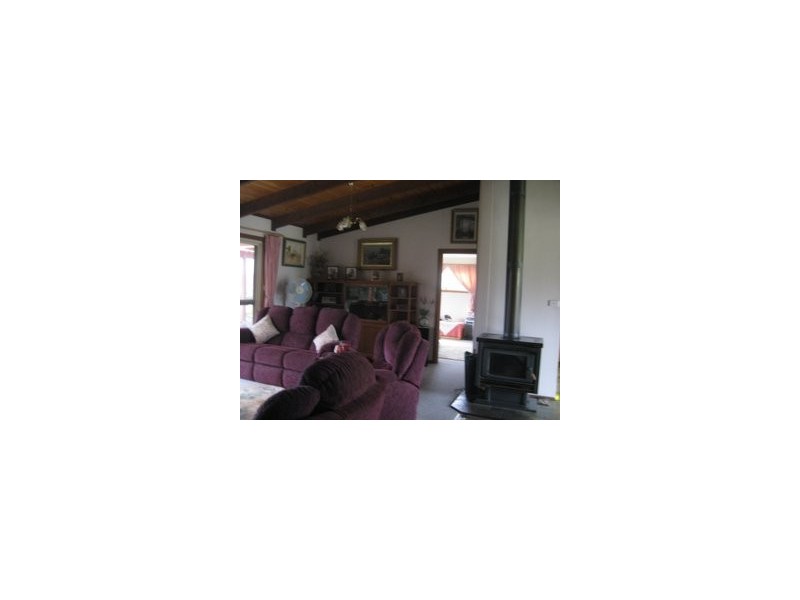 212 West Lynne Road, Jindabyne NSW 2627