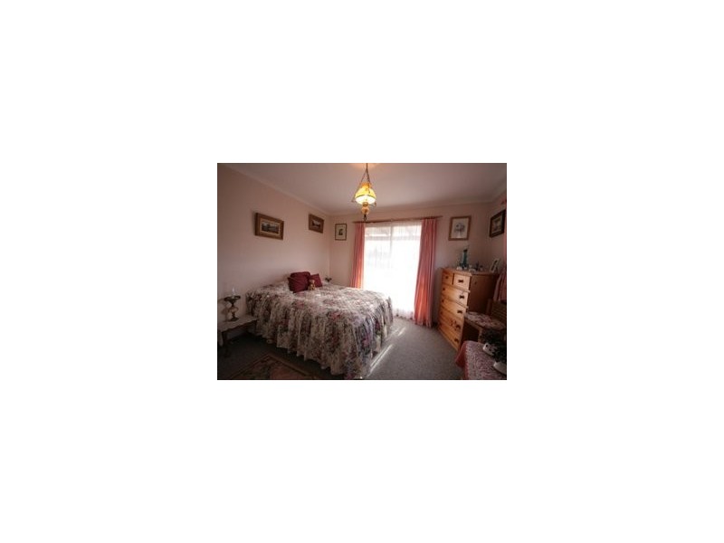 212 West Lynne Road, Jindabyne NSW 2627