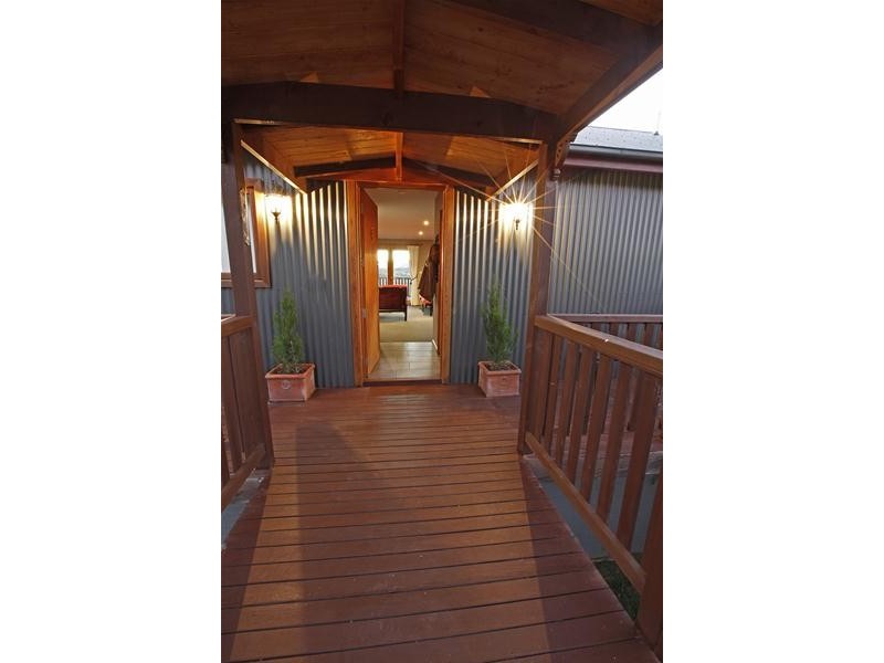 2 Charlottes Lane, Jindabyne NSW 2627