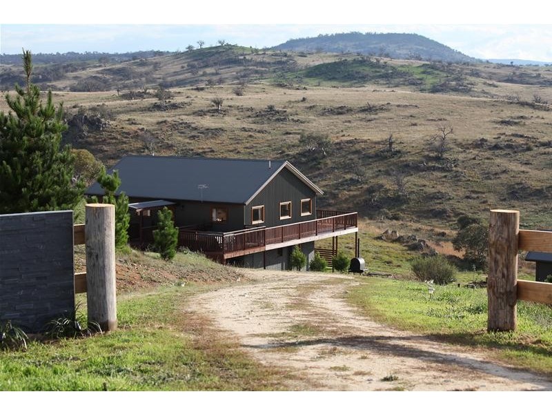 2 Charlottes Lane, Jindabyne NSW 2627