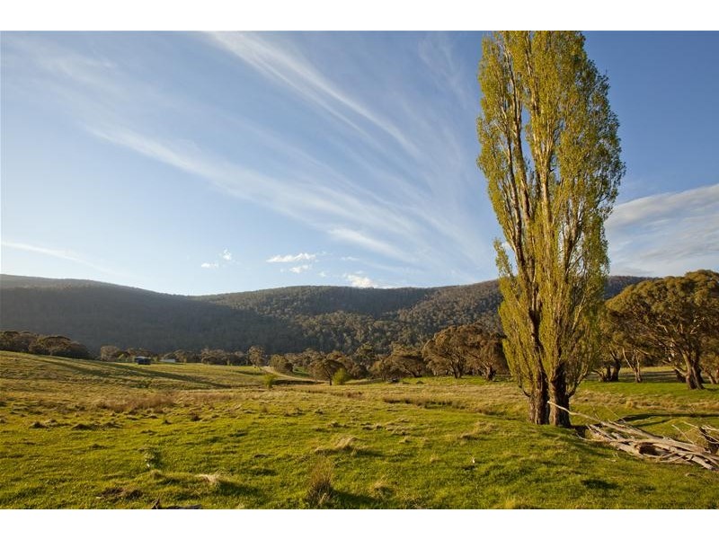 820 Big Yard Road, Jindabyne NSW 2627
