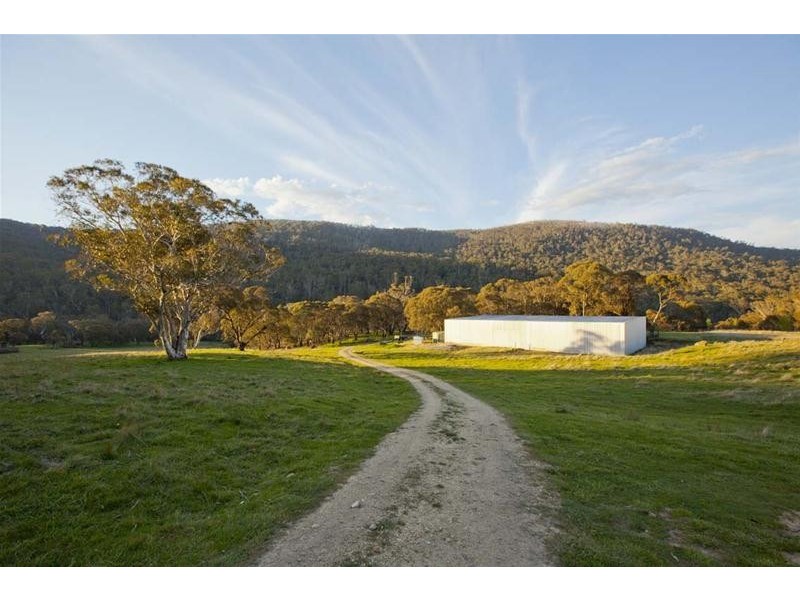 820 Big Yard Road, Jindabyne NSW 2627