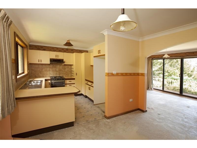 14 Rushes Bay Avenue, East Jindabyne NSW 2627