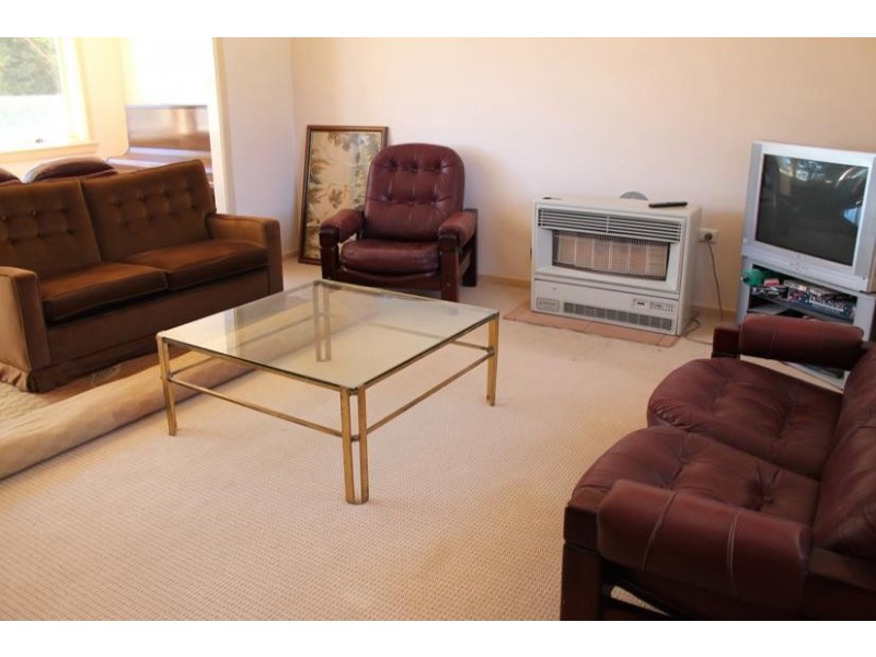 13 Gippsland Street, Jindabyne NSW 2627