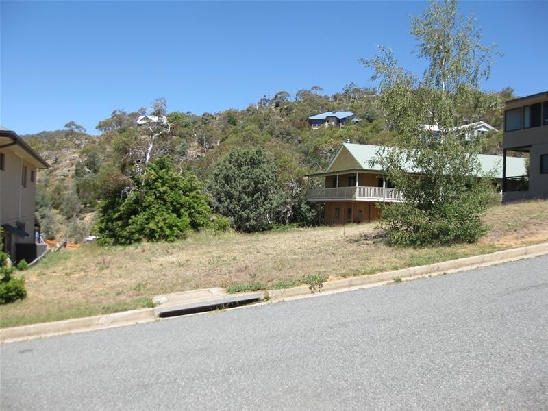 15 Adams Avenue, Jindabyne NSW 2627