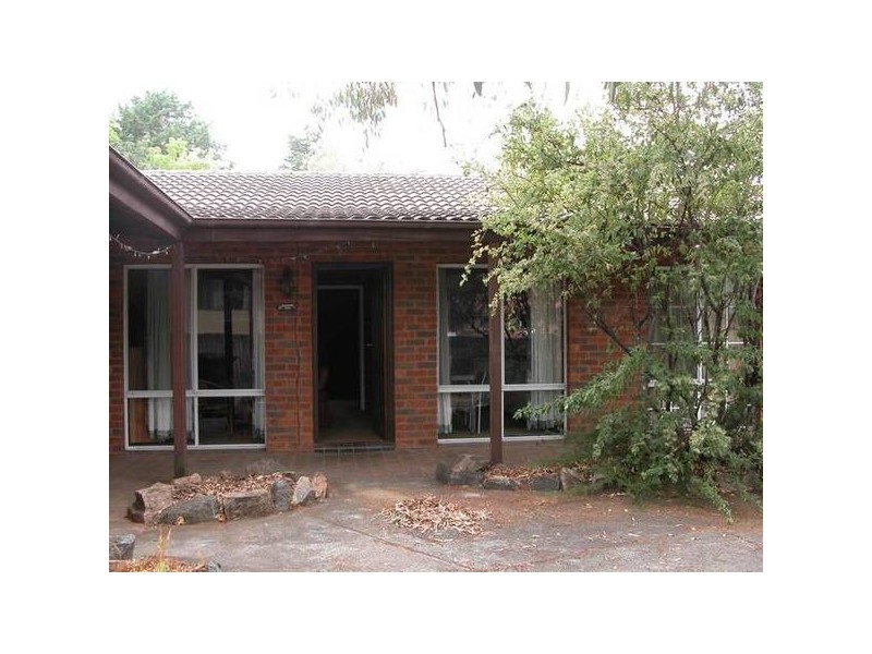 41 Cobbon Cres, Jindabyne NSW 2627