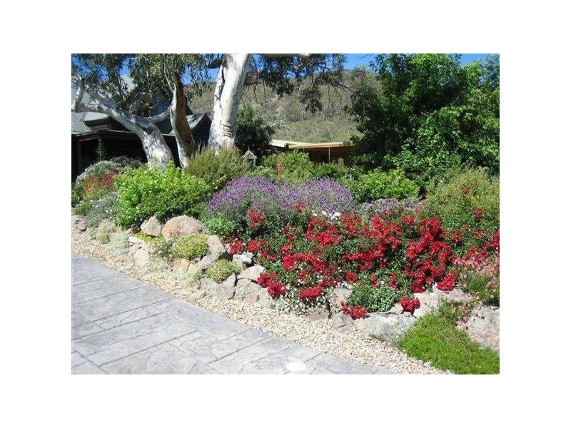 142 Banksia AVENUE, Kalkite NSW 2627