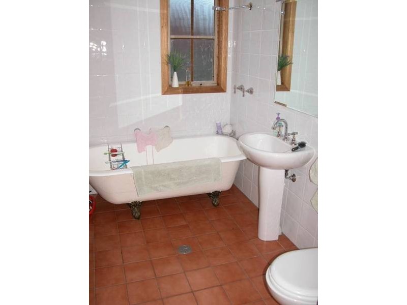 142 Banksia AVENUE, Kalkite NSW 2627