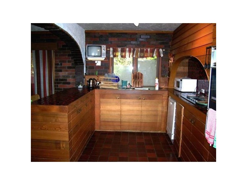 2 Jerrara DRIVE, East Jindabyne NSW 2627