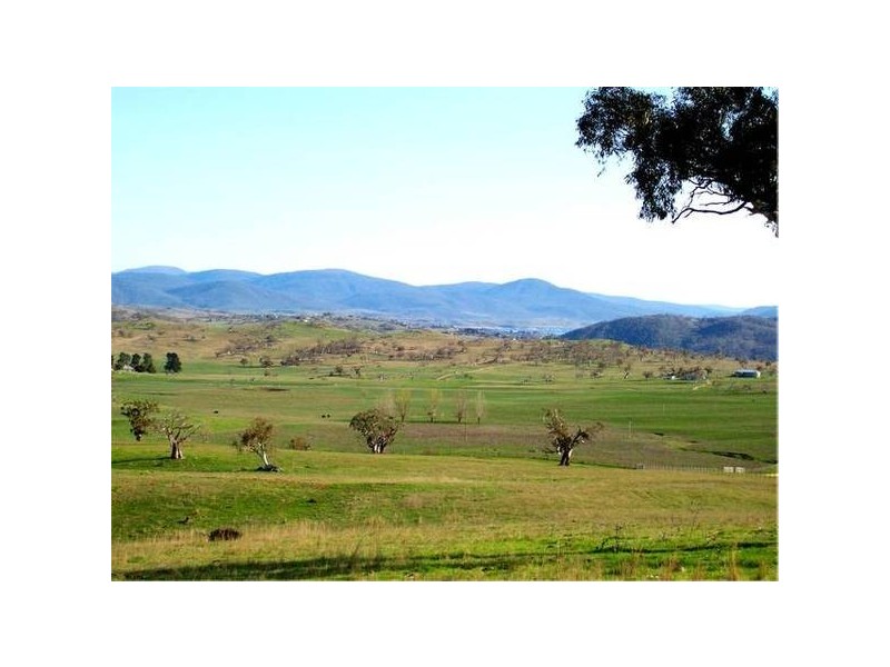 1 Wj Drive Mcgufficks Hill, Jindabyne NSW 2627