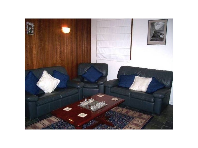 2/34 Ingebyra Street, Jindabyne NSW 2627