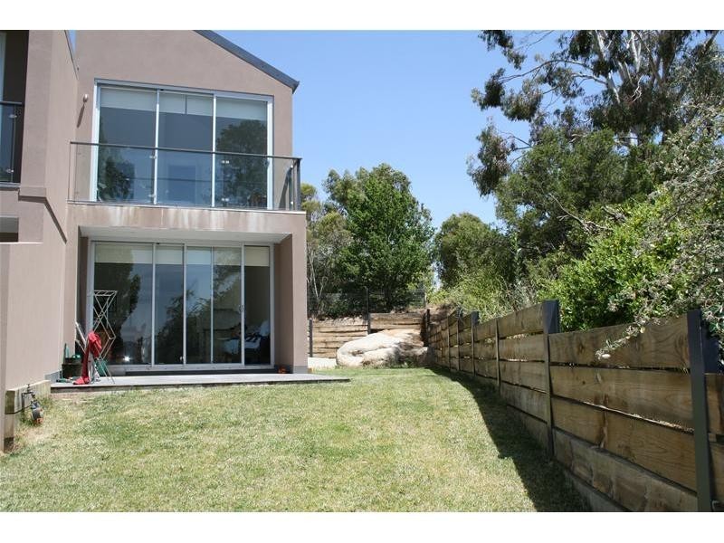 5/2 Cobbon Crescent, Jindabyne NSW 2627