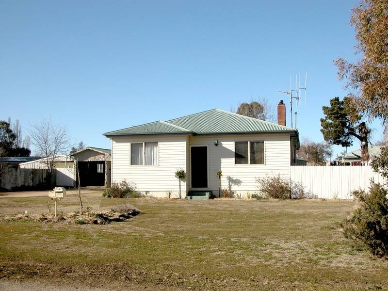 3 Florence St, Berridale NSW 2628