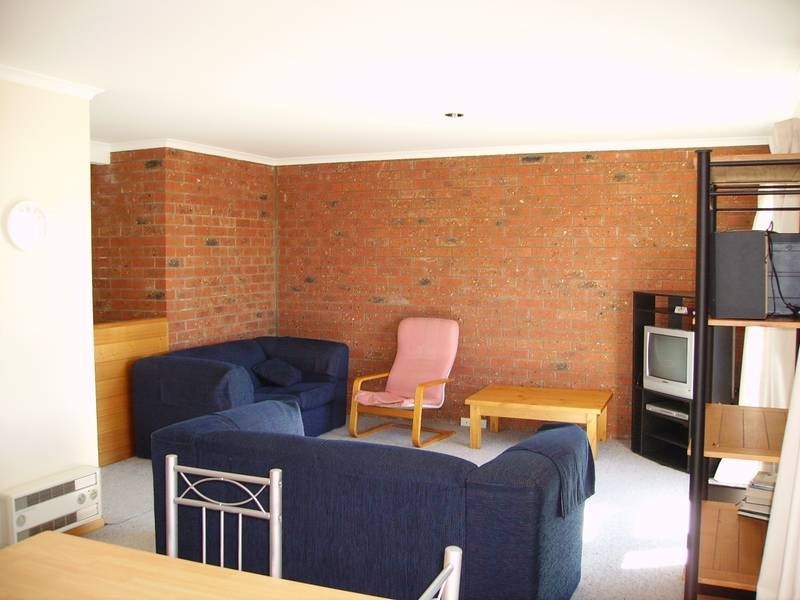 2/3 Nettin Cct, Jindabyne NSW 2627