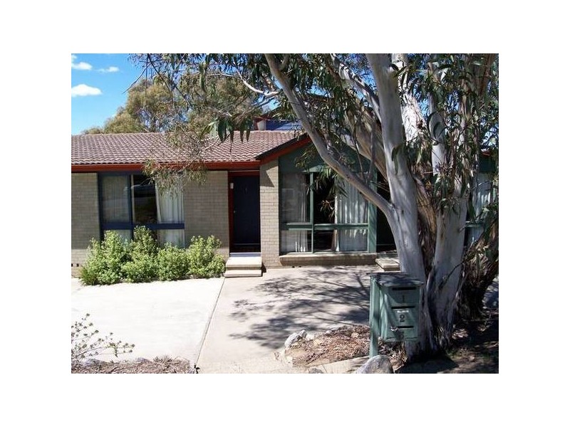 1 Cobbon Cres, Jindabyne NSW 2627