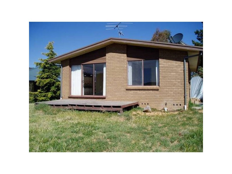 32 Banksia Ave, Kalkite NSW 2627