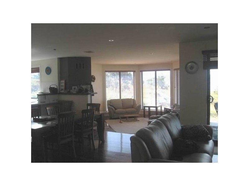 2 Girvan Place, Jindabyne NSW 2627