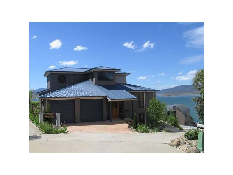 2 Girvan Place, Jindabyne NSW 2627