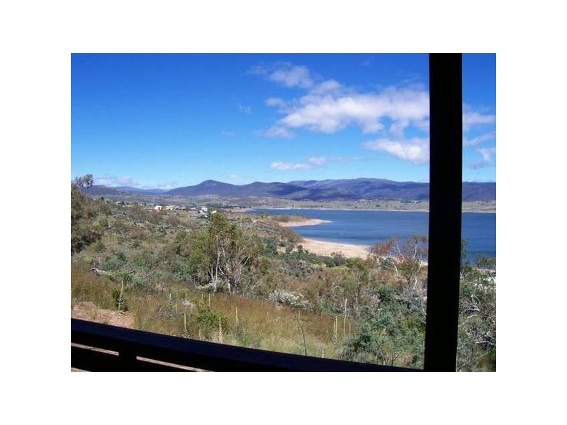 9 Kunama Drive, East Jindabyne NSW 2627