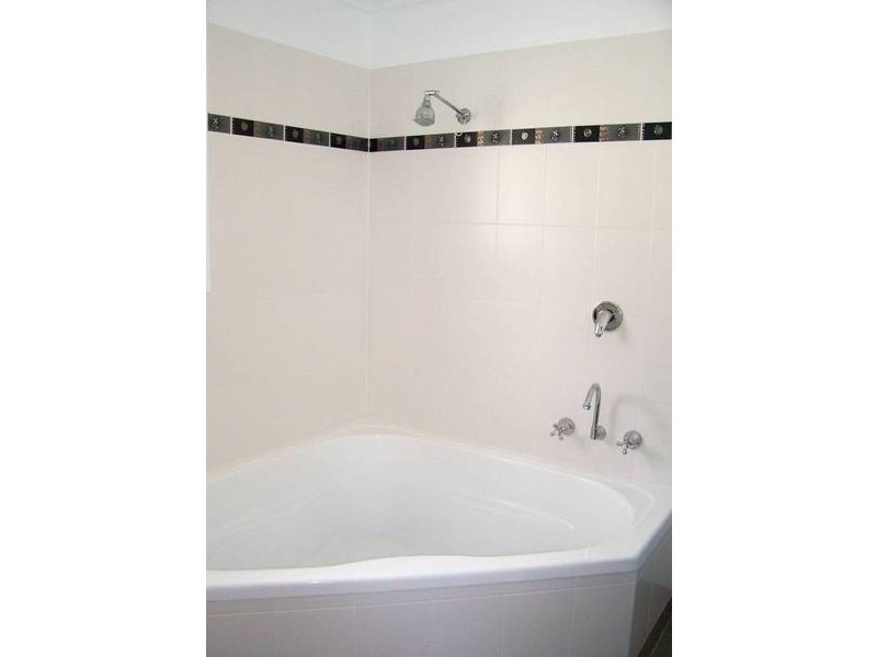 3 Reedys Cutting Road, Jindabyne NSW 2627