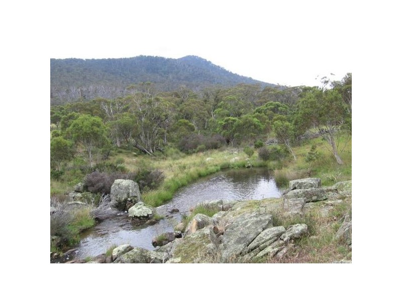 732 Alpine Way, Jindabyne NSW 2627