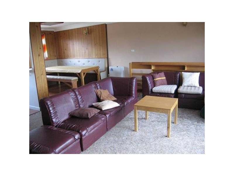 9 Cobbadah St, Jindabyne NSW 2627