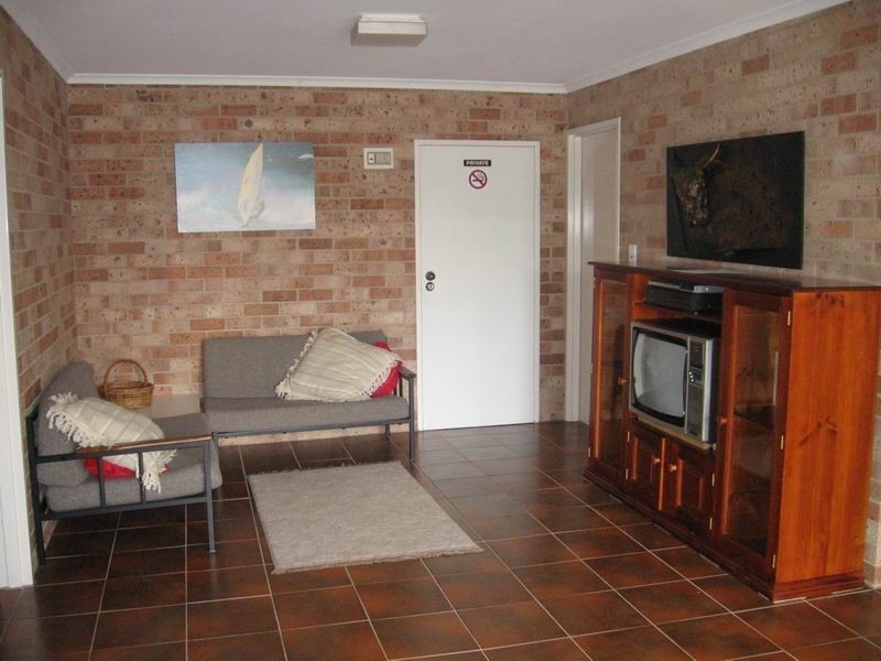 5a Rushes Bay Ave, East Jindabyne NSW 2627