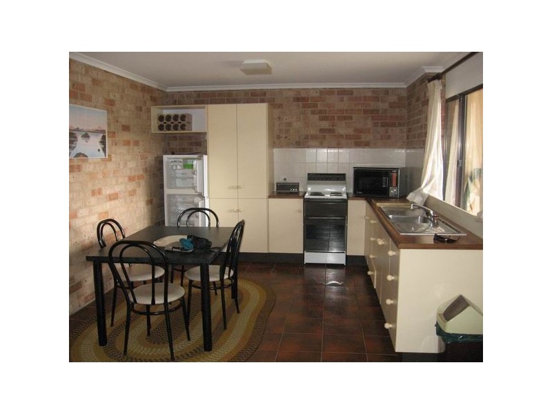 5a Rushes Bay Ave, East Jindabyne NSW 2627