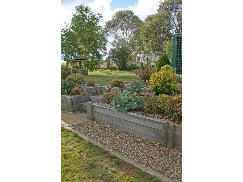 16 Banksia Ave, Kalkite NSW 2627