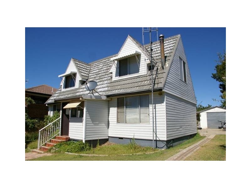 17 Mackay St, Berridale NSW 2628