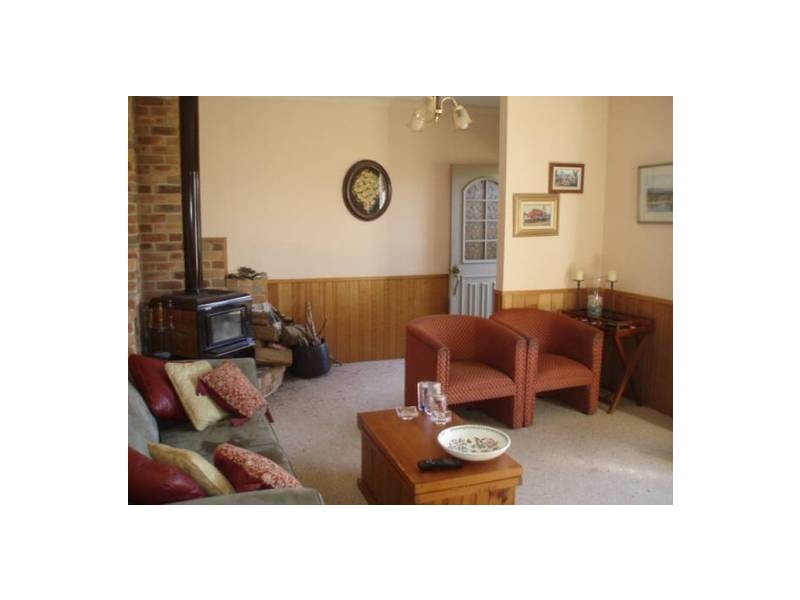 8 Jindalee Street, Berridale NSW 2628