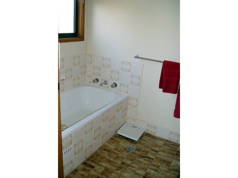 22 Kiparra Drive, Berridale NSW 2628