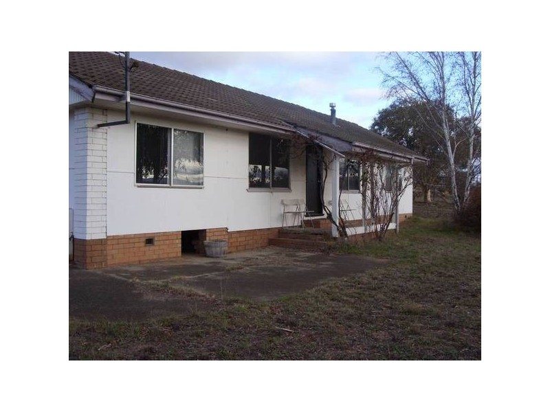 14 Brierly Street, Dalgety NSW 2628