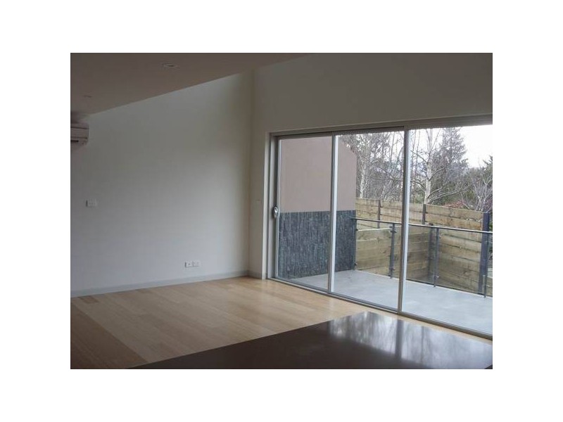 3/2 Cobbon Cres, Jindabyne NSW 2627