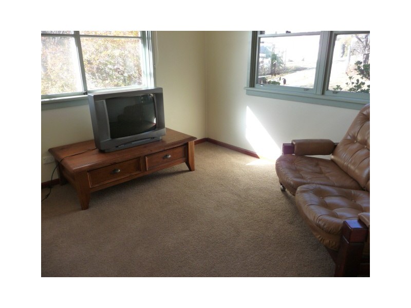 20 Park Rd, Jindabyne NSW 2627