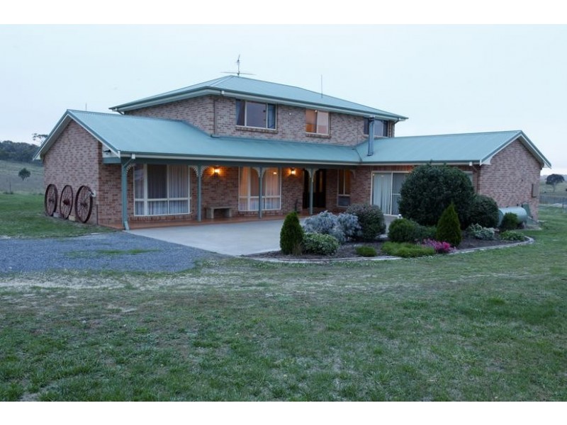 20 Iron Pot Creek Rd, East Jindabyne NSW 2627