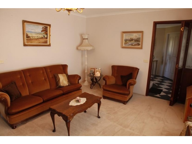 20 Iron Pot Creek Rd, East Jindabyne NSW 2627