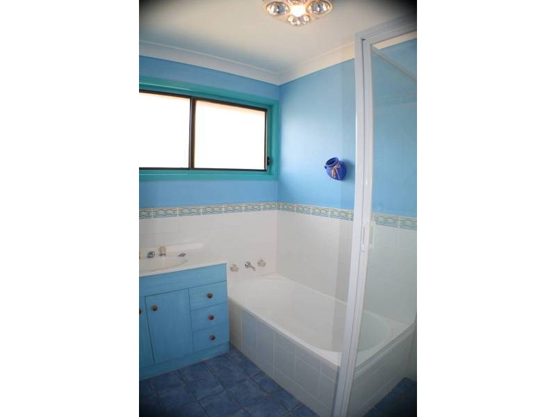 28 Mitchell Cct, Jindabyne NSW 2627