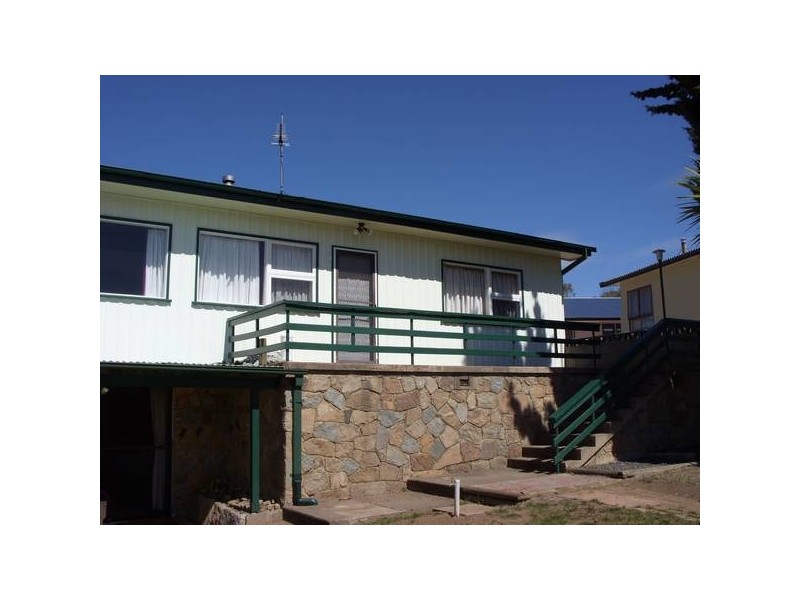 45 Banjo Patterson Cres, Jindabyne NSW 2627