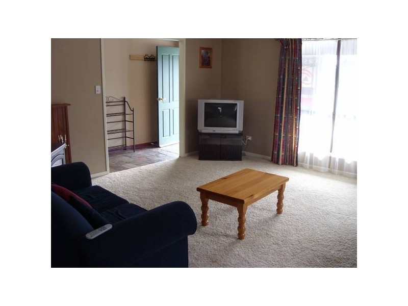 28 Mitchell Circuit, Jindabyne NSW 2627